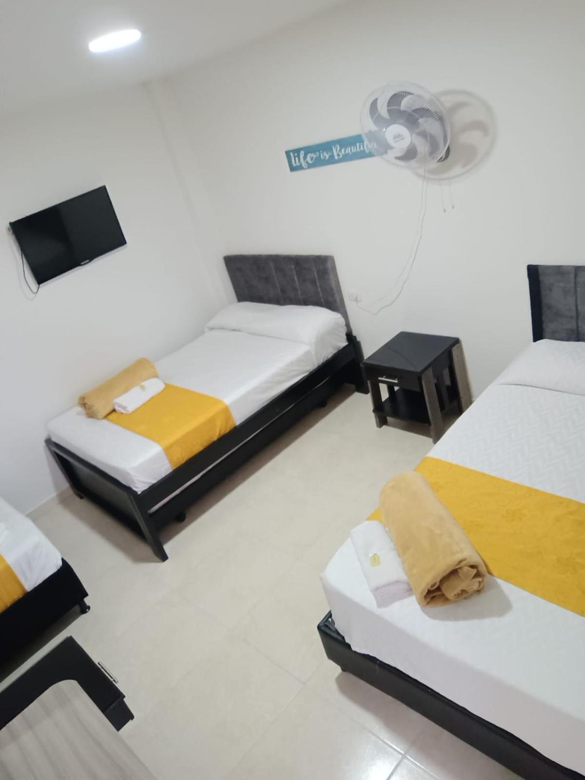 Hotel Cafe Estrella Armenia  Luaran gambar