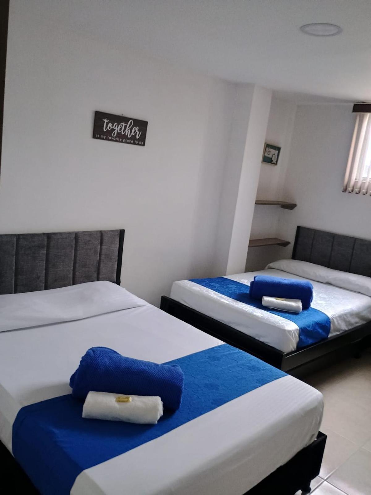 Hotel Cafe Estrella Armenia  Bilik gambar