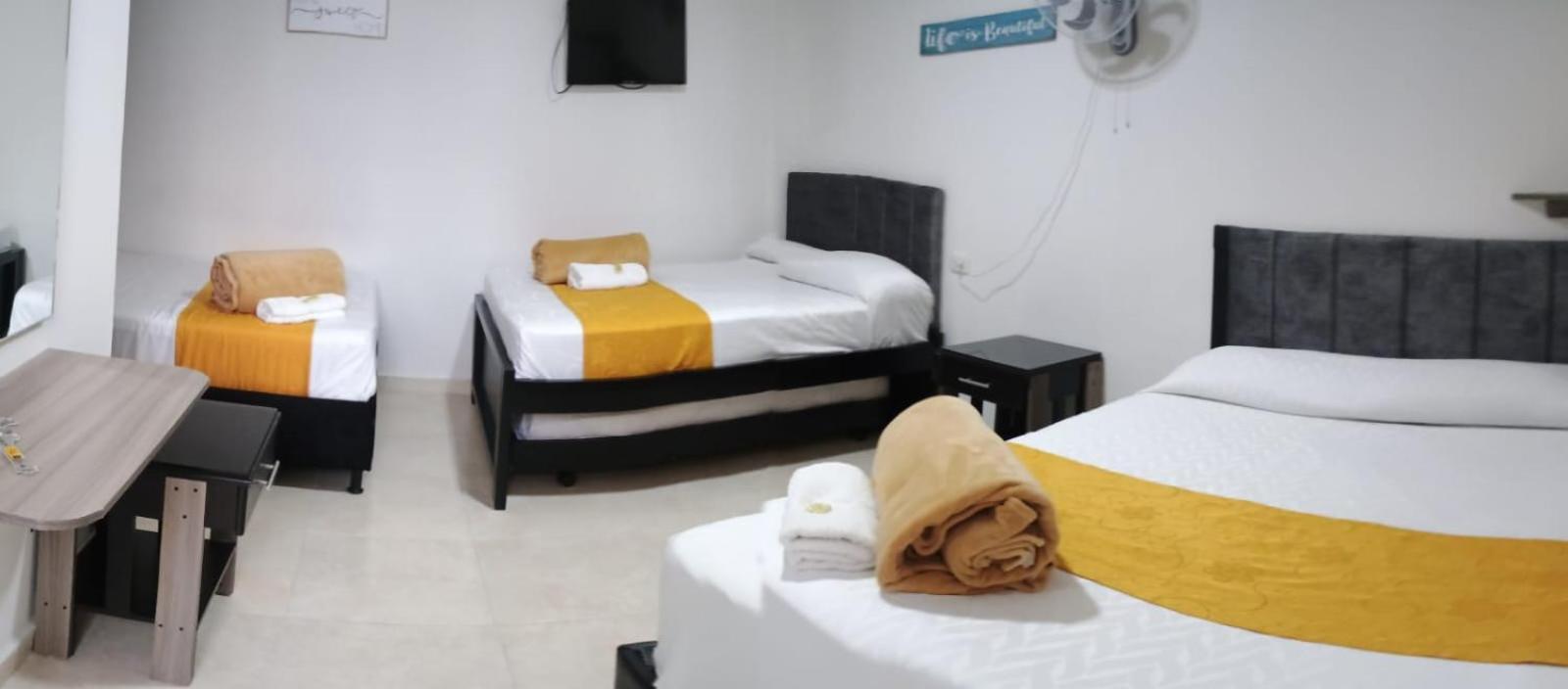 Hotel Cafe Estrella Armenia  Luaran gambar